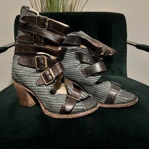 Freebird Bond Blue Snake size 6